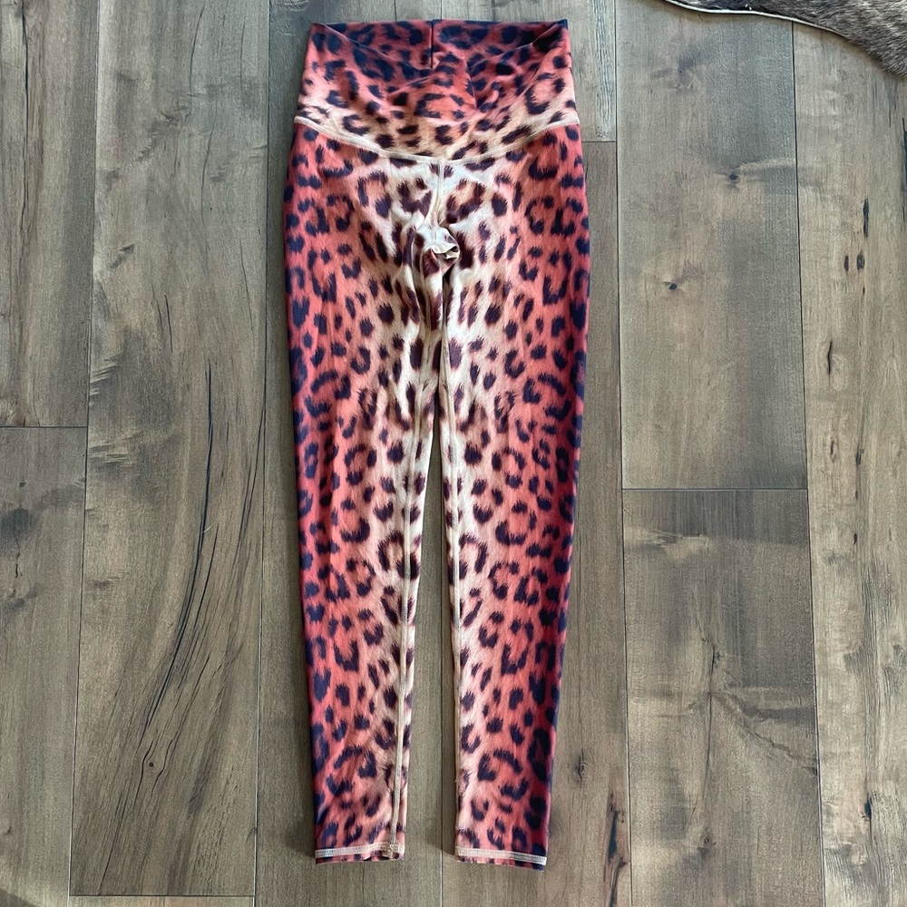Niyama sol leopard leggings